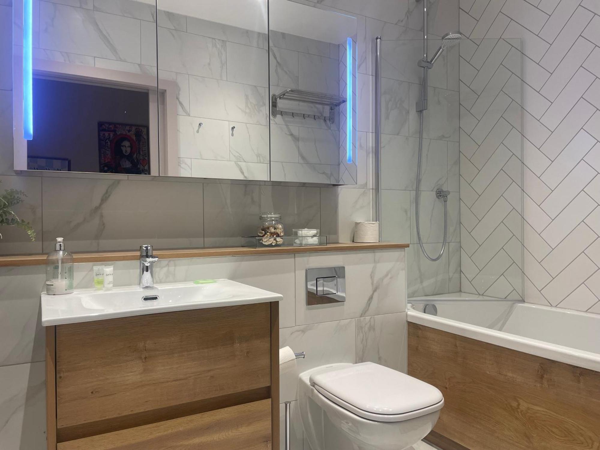 Stunning 2 Bed Apartment In Greater Μάντσεστερ Εξωτερικό φωτογραφία