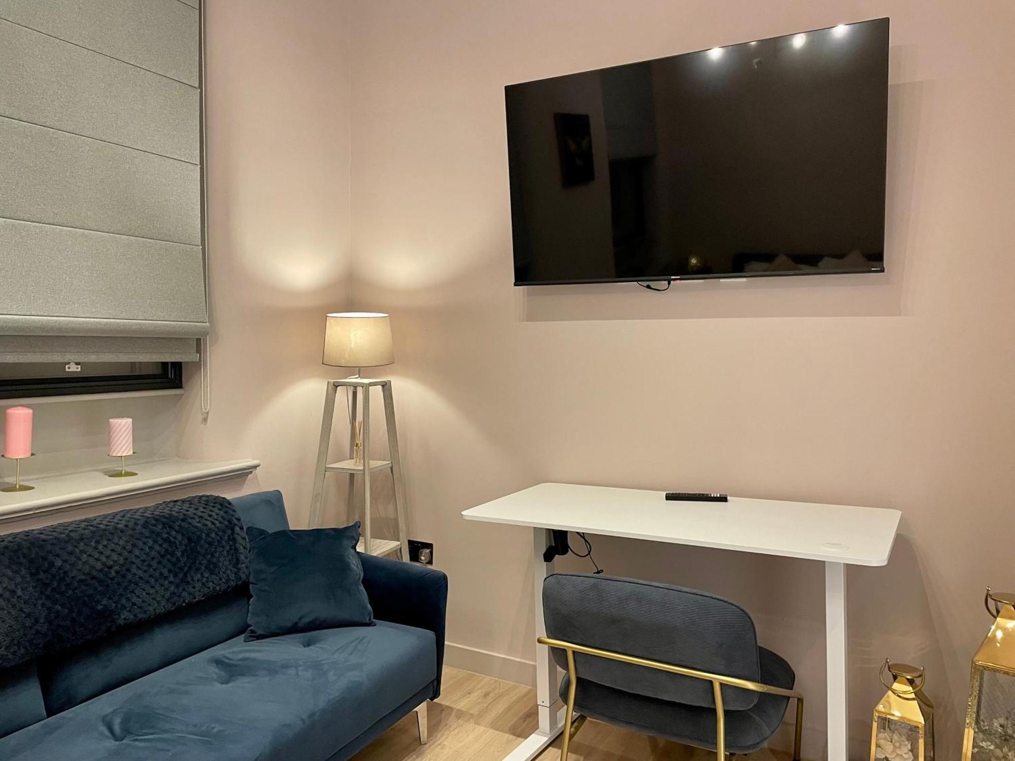 Stunning 2 Bed Apartment In Greater Μάντσεστερ Εξωτερικό φωτογραφία